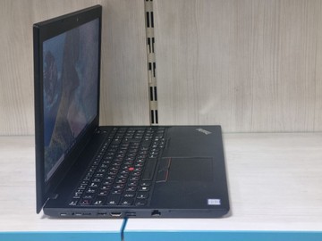 Б/в Ноутбук Lenovo 15/core i5 7200u ddr3/8gb ddr2/hdd *відсутній/ssd 256 gb/*інтегрована 01-201155573