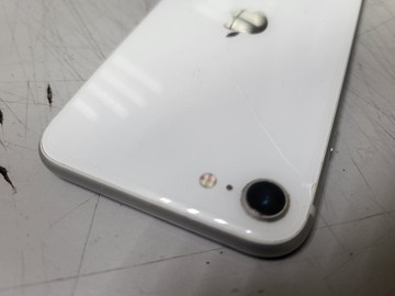 Б/в Мобільний телефон Apple iphone se 2020 64gb 01-201155009