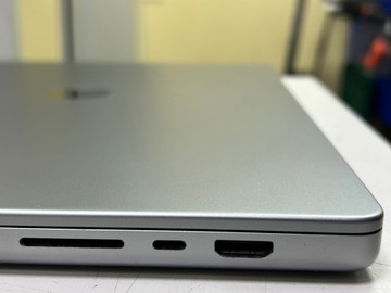 Б/в Ноутбук Apple macbook pro 16” 2021 01-201138809
