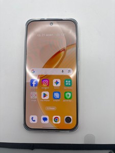 Б/в Мобільний телефон Realme 16 pro 5g 8/256 rmx5120 01-201168975