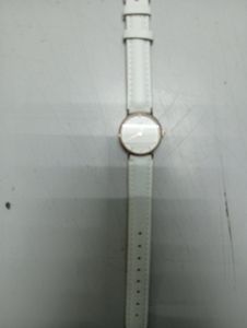 01-200593508: Daniel Wellington 026r9