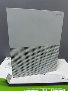 01-200631744: Microsoft xbox one s 1tb