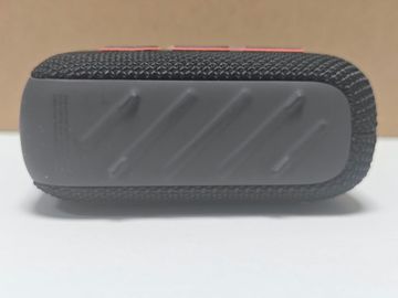 01-200772980: Jbl go 4