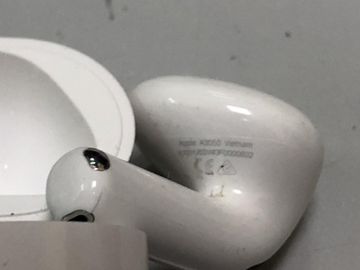 01-200797702: Apple airpods 4
