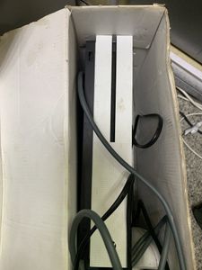 Б/в Ігрова приставка Microsoft xbox one s 500gb 01-200808276