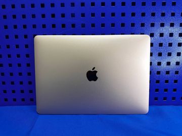 Б/в Ноутбук Apple macbook air a1932 13,3" core i5 1,6ghz/ram8gb/ssd128gb/intel uhd graphics 617 01-200810579