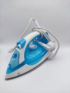 Б/у Утюг Liberton lsi-6001 01-200812848