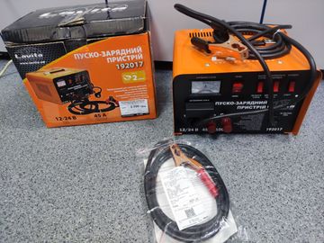 Б/у Автомобильное зарядное устройство Lavita la 192017 01-200812751