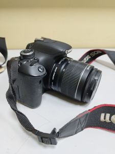 Б/у Фотоаппарат Canon eos 600d ef-s 18-55mm f/3,5-5,6 is ii 01-200820059