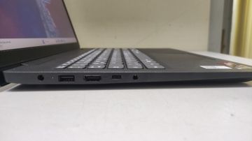 Б/у Ноутбук Lenovo 15/ryzen 5 7520u ddr5/16gb ddr5/hdd *відсутній/ssd 512 gb/*інтегрована 01-200833871