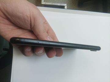 Б/в Мобільний телефон Apple iphone xr 64gb 01-200836607