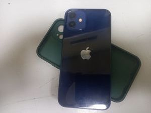 Б/в Мобільний телефон Apple iphone 12 128gb 01-200846831