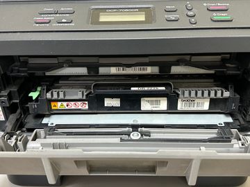 Б/у МФУ Brother dcp-7060dr 01-200846333