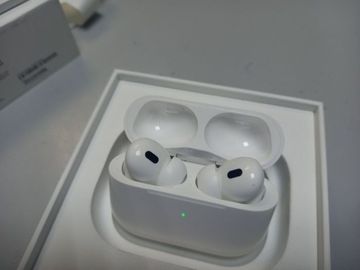 Б/в Навушники Apple airpods pro 2nd generation with magsafe charging case usb-c 01-200850950