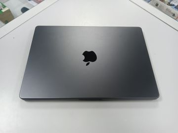 Б/в Ноутбук Apple macbook pro 14" late 2024 01-200811684