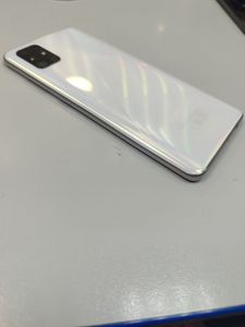 Б/в Мобільний телефон Samsung a515f galaxy a51 6/128gb 01-200860863