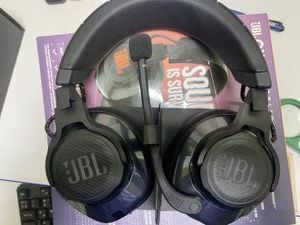 Б/у Наушники Jbl quantum 610 01-200862150