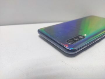 Б/в Мобільний телефон Samsung galaxy a50 sm-a505fn 4/64gb 01-200880705