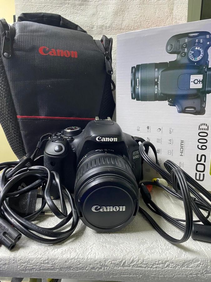 eos 600d + ef-s 18-55mm 1:3.5-5.6 is ii