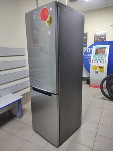 Б/в Холодильник з морозильною камерою Samsung rb33j3000sa 01-200883777