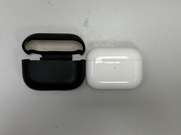 Б/в Навушники Apple airpods pro 2nd generation with magsafe charging case usb-c 01-200884402