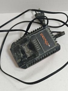 Б/в Кутова шліфмашина Dnipro-M dga-200bc ultra 1акб 6ah зп 01-200893995