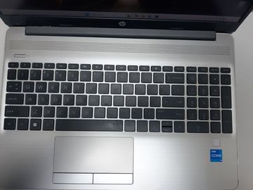 Б/в Ноутбук Hp 15/core i5-1235u ddr5/4gb ddr5/hdd *відсутній/ssd 240 gb/*інтегрована 01-200898575