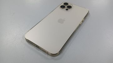 Б/в Мобільний телефон Apple iphone 12 pro 128gb 01-200875015