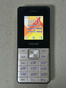 Б/в Мобільний телефон Tecno t301 01-200910160