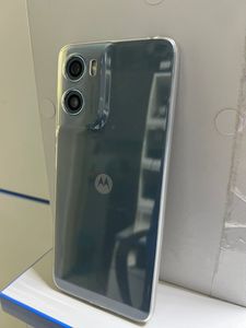 Б/в Мобільний телефон Motorola moto g06 4g 4/64gb 01-200912025