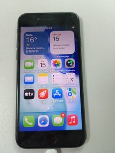 Б/у Мобільний телефон Apple iphone se 2022 64gb 01-200937286