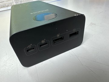 Б/в Повербанк Romoss zeus pea40 40000mah 18w 148wh 01-200949396