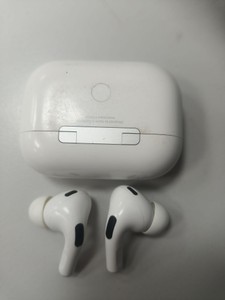 Б/в Навушники Apple airpods pro 2nd generation with magsafe charging case usb-c 01-200955907