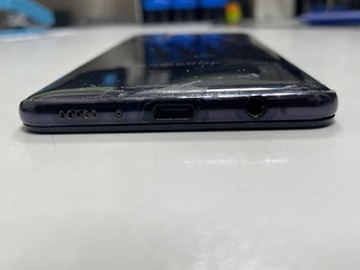 Б/в Мобільний телефон Samsung galaxy a31 4/64gb 01-200963007