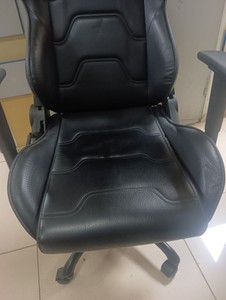 Б/в Крісло геймерське Cougar armor elite 01-200972566