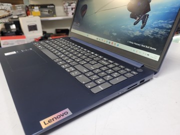 Б/у Ноутбук Lenovo 17/ryzen 3 7320u ddr5/8gb ddr5/ssd 240 gb/*інтегрована 01-200927090