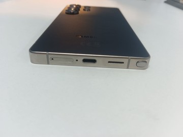 Б/у Мобільний телефон Samsung galaxy s25 ultra 12/1tb 01-201001805