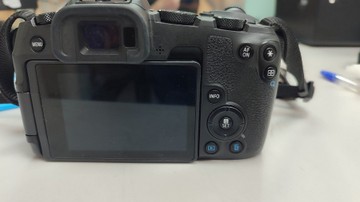 Б/в Фотоапарат Canon eos rp + rf 50mm f/1.8 stm 01-201018256