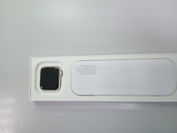 Б/у Смарт-часы Apple watch se 3 gps 40mm alu. case 01-201028097