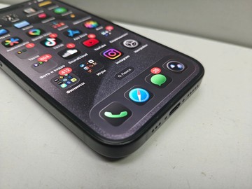 Б/в Мобільний телефон Apple iphone 15 pro 256gb 01-201072835