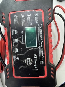 Б/в Пуско-зарядний прилад Китай 12v charger 01-201081483
