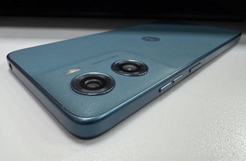 Б/в Мобільний телефон Motorola moto g06 4g 4/64gb 01-201104441