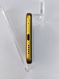Б/в Мобільний телефон Poco m4 pro 4g 6/128gb 01-201105093