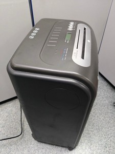 Б/в Знищувач документів Profi office alligator 815 cc+ 01-201108767