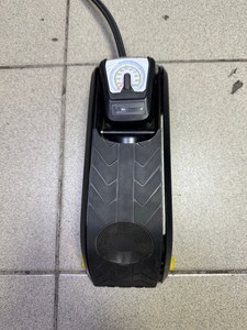 Б/в Ножний насос Michelin 12204 01-201050370