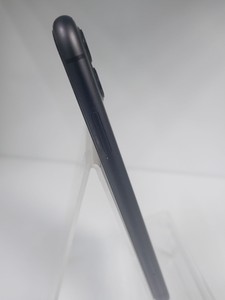 Б/в Мобільний телефон Apple iphone 11 64gb 01-201118336