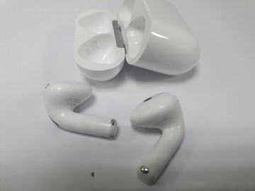 Б/в Навушники Apple airpods 4 01-201122282