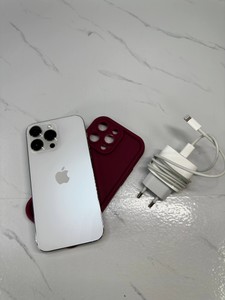 Б/в Мобільний телефон Apple iphone 14 pro max 1tb esim 01-201127853