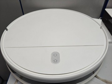 Б/в Робот-пилосос Xiaomi mi robot vacuum mop essential 01-201147015