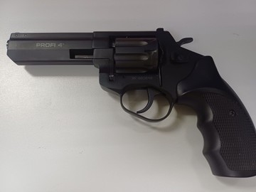 Б/в Пістолет пневматичний Zbroia profi 4" 01-201150299